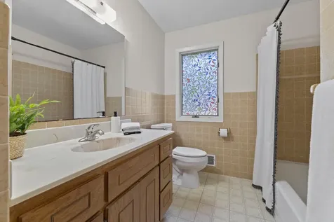 2124 Sapphire Lane Eagan MN 55122