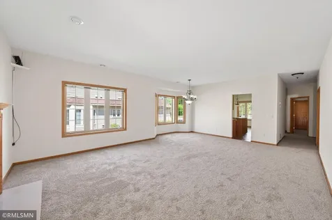6801 24th Street N Oakdale MN 55128