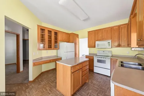 6801 24th Street N Oakdale MN 55128