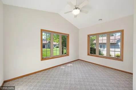 6801 24th Street N Oakdale MN 55128