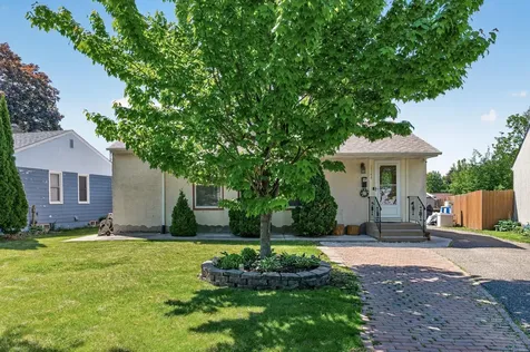 2144 Geranium Avenue E Saint Paul MN 55119