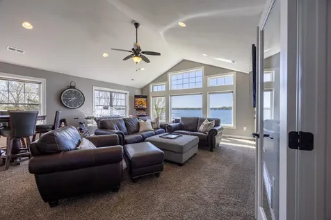 298 Shorewood Drive Detroit Lakes MN 56501