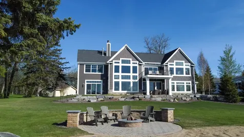 298 Shorewood Drive Detroit Lakes MN 56501