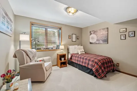 17469 Lorence Way Eden Prairie MN 55346