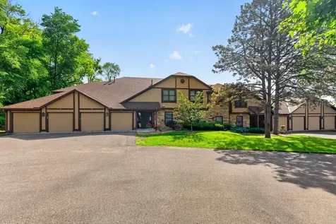 5267 Balmoral Lane Bloomington MN 55437