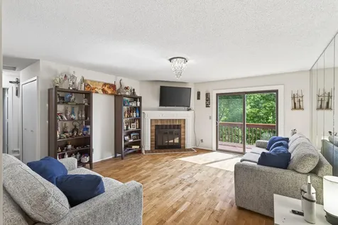 5267 Balmoral Lane Bloomington MN 55437