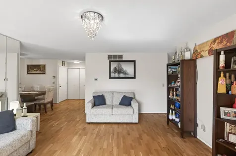 5267 Balmoral Lane Bloomington MN 55437