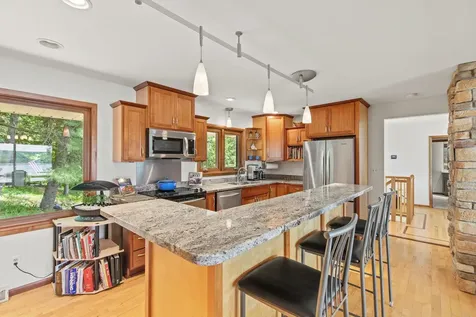 314 N Cove Road Hudson WI 54016