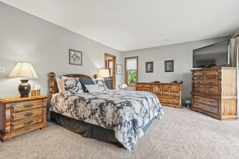 314 N Cove Road Hudson WI 54016