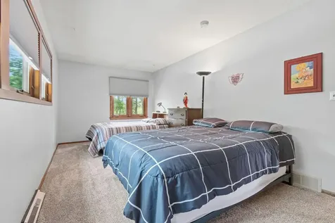 314 N Cove Road Hudson WI 54016