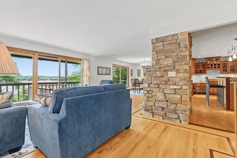 314 N Cove Road Hudson WI 54016