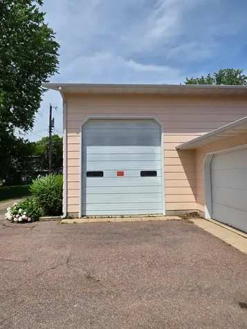 412 W Main Street Pipestone MN 56164