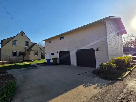 412 W Main Street Pipestone MN 56164