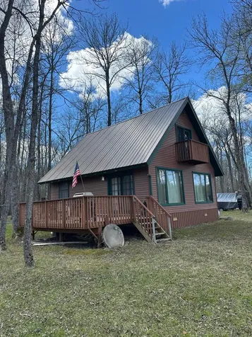17413 E Pine Drive NW Angle Inlet MN 56711