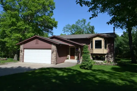 32623 Goldenrod Street NW Cambridge MN 55008
