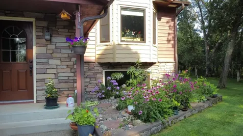32623 Goldenrod Street NW Cambridge MN 55008