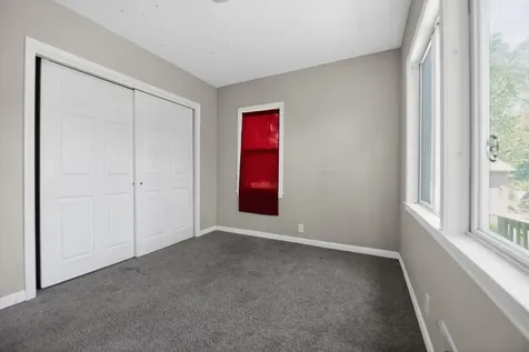 259 20th Avenue S South Saint Paul MN 55075