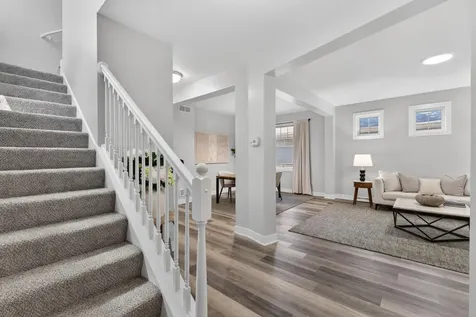 2525 James Avenue N Minneapolis MN 55411