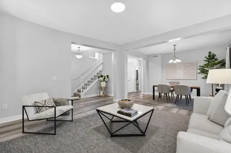 2525 James Avenue N Minneapolis MN 55411