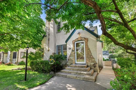 2708 Victory Memorial Drive Minneapolis MN 55412