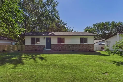 26215 6th Street W Zimmerman MN 55398