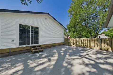 26215 6th Street W Zimmerman MN 55398