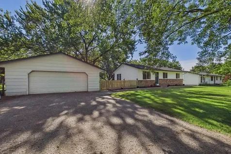 26215 6th Street W Zimmerman MN 55398