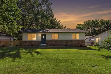 26215 6th Street W Zimmerman MN 55398