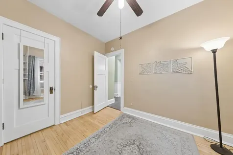 2881 Irving Avenue S Minneapolis MN 55408