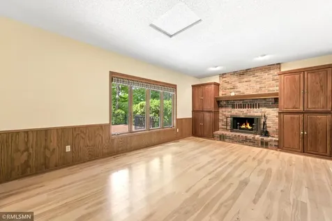 11730 27th Avenue N Plymouth MN 55441