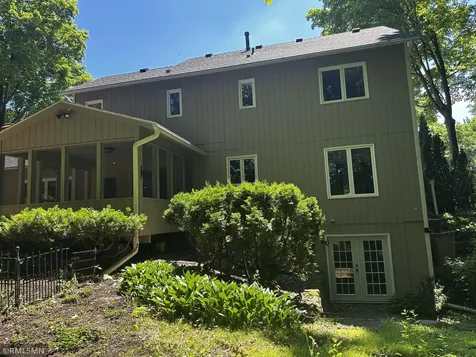 11730 27th Avenue N Plymouth MN 55441