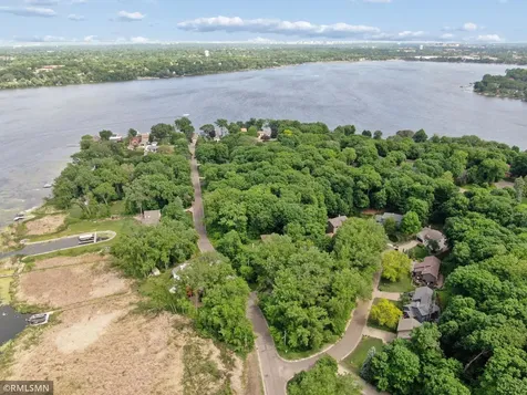 11730 27th Avenue N Plymouth MN 55441
