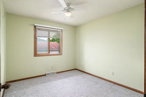 1206 Willow Street La Crescent MN 55947