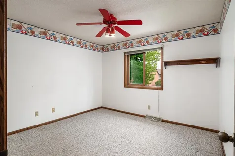 1206 Willow Street La Crescent MN 55947