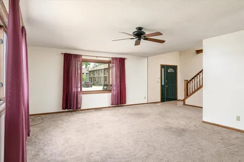 1206 Willow Street La Crescent MN 55947