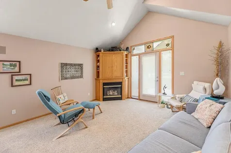 238 15th Avenue N Fargo ND 58102