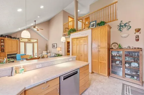 238 15th Avenue N Fargo ND 58102