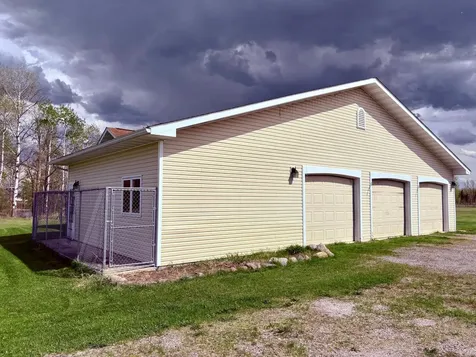 11777 State Highway 11 SE Baudette MN 56623