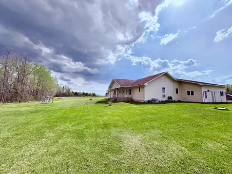 11777 State Highway 11 SE Baudette MN 56623