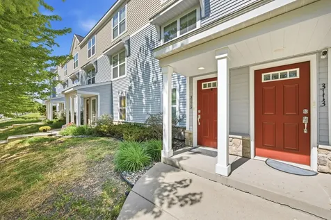 3115 Clover Ridge Drive Chaska MN 55318