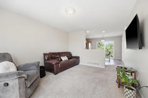 3115 Clover Ridge Drive Chaska MN 55318