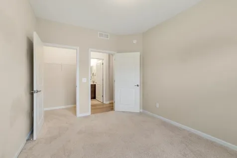 183 Liberty Heights Drive Chaska MN 55318