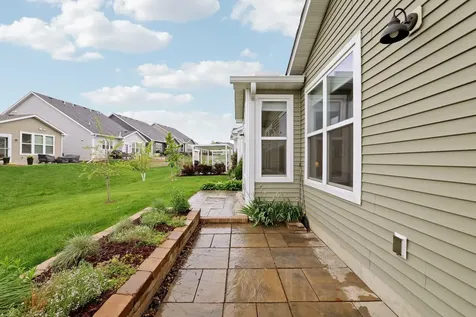 183 Liberty Heights Drive Chaska MN 55318