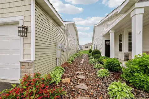 183 Liberty Heights Drive Chaska MN 55318
