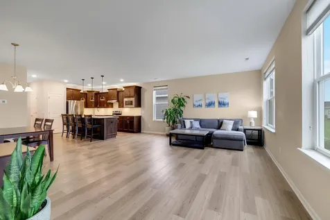 183 Liberty Heights Drive Chaska MN 55318