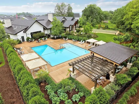183 Liberty Heights Drive Chaska MN 55318