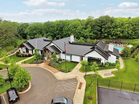 183 Liberty Heights Drive Chaska MN 55318