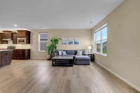 183 Liberty Heights Drive Chaska MN 55318