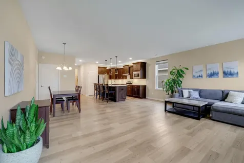 183 Liberty Heights Drive Chaska MN 55318