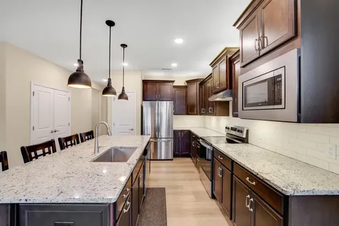 183 Liberty Heights Drive Chaska MN 55318